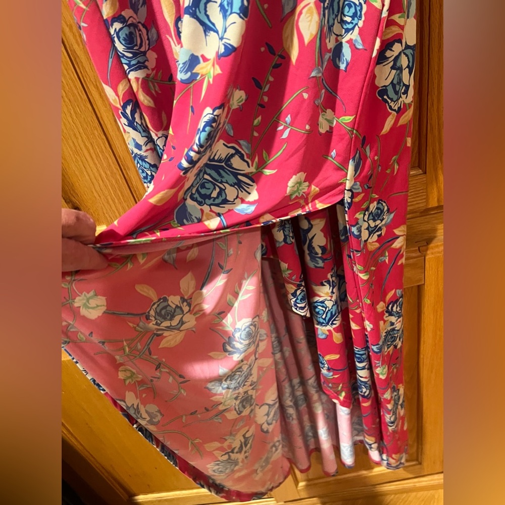 Gilli Maternity Bright Pink Floral Faux‎ Wrap w/Tie Stretchy Maxi Dress Sz Small - Picture 6 of 10